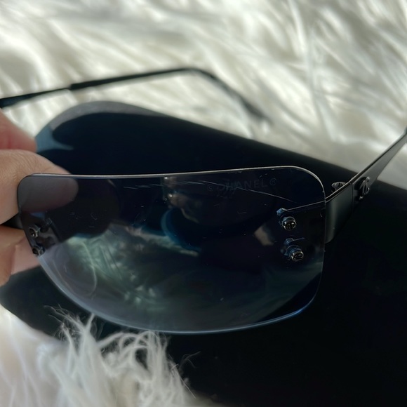 Vintage Chanel Black Matte Metal Frameless Blue Lense Sunglasses with Case - Picture 12 of 13